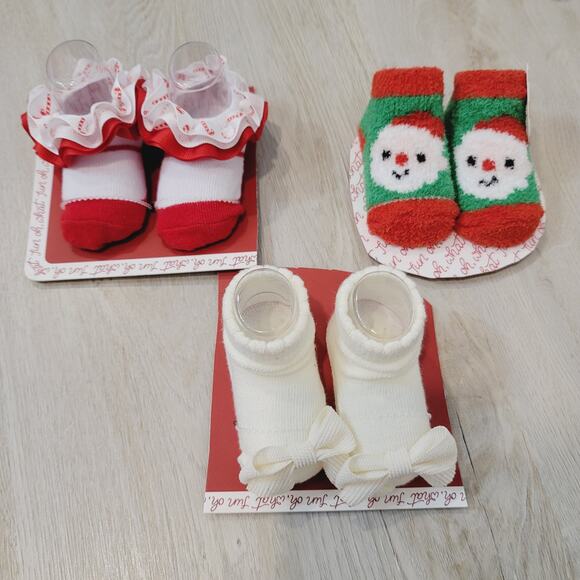 New Set Of 3 Stepping Stones Holidays Christmas Baby Socks Size 0-6M - Picture 2 of 5